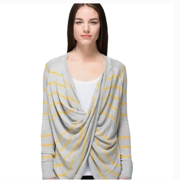 Lululemon Sweater - Picture 1 of 5